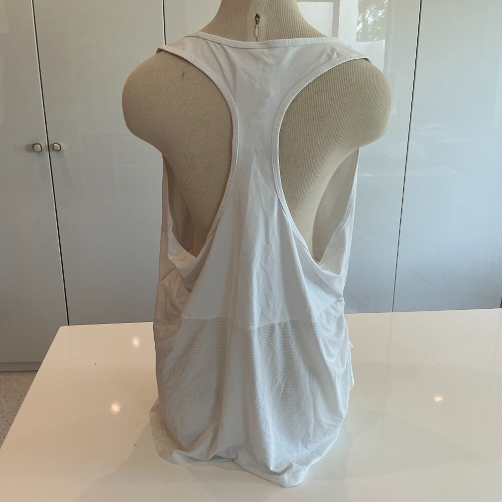 Fabletics, White Racerback Tank, Size 2X - Picture 3 of 6